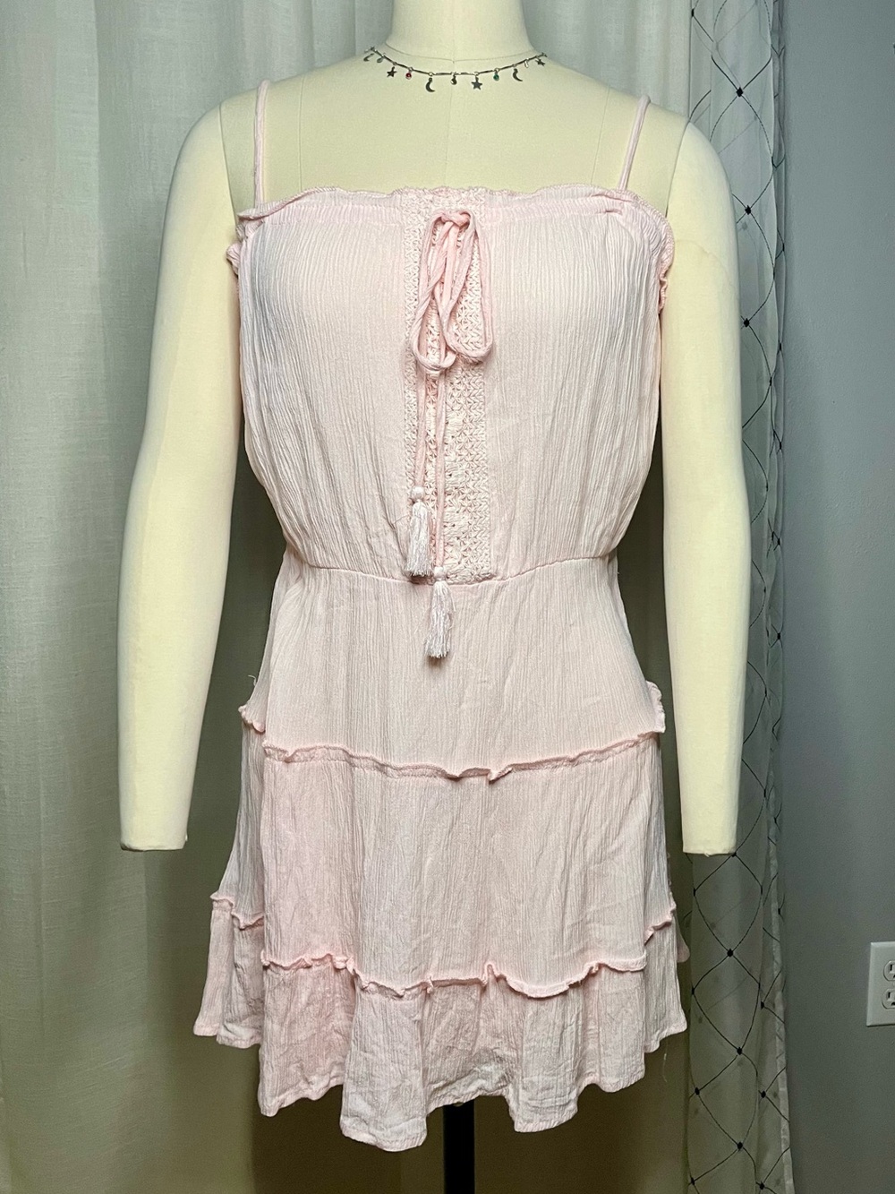 🌸Salty Lemon - Light Pink Tiered Spaghetti Strap Tank Top Size XL